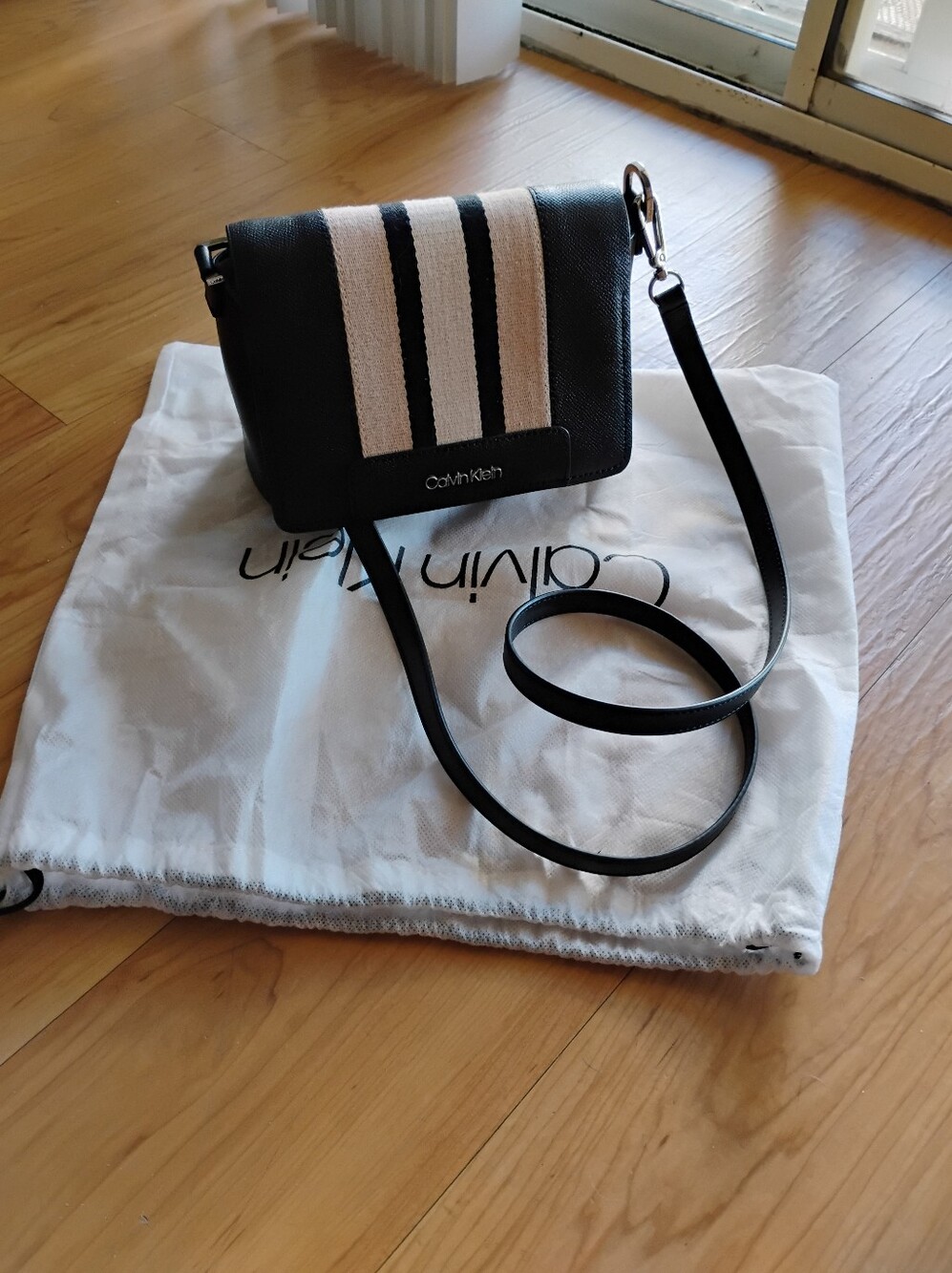 Calvin Klein Small Flap Crossbody, black with beige and white racing stripe